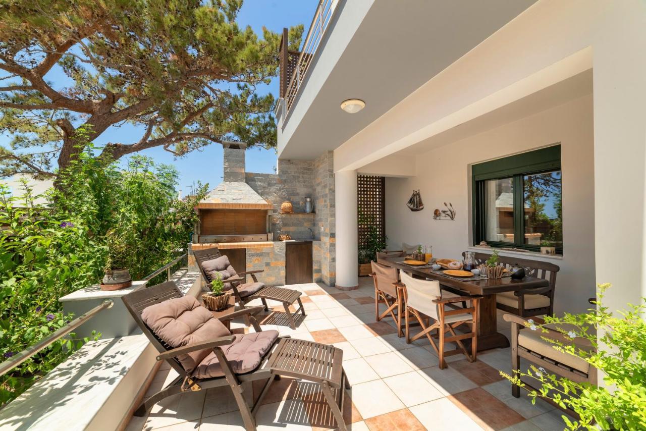 Paradisos Luxury Villas Next To Beach Koutsouras Exterior photo
